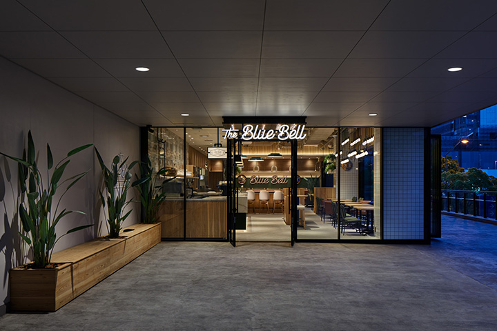 ALL DAY CAFE & DINING The Blue Bell